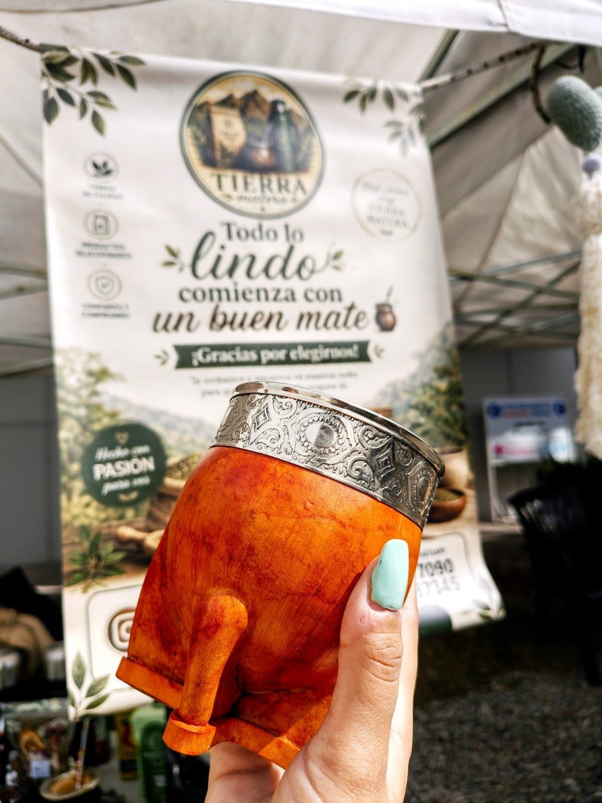 Mate Imperial cuero liso color suela virola de alpaca cincelada